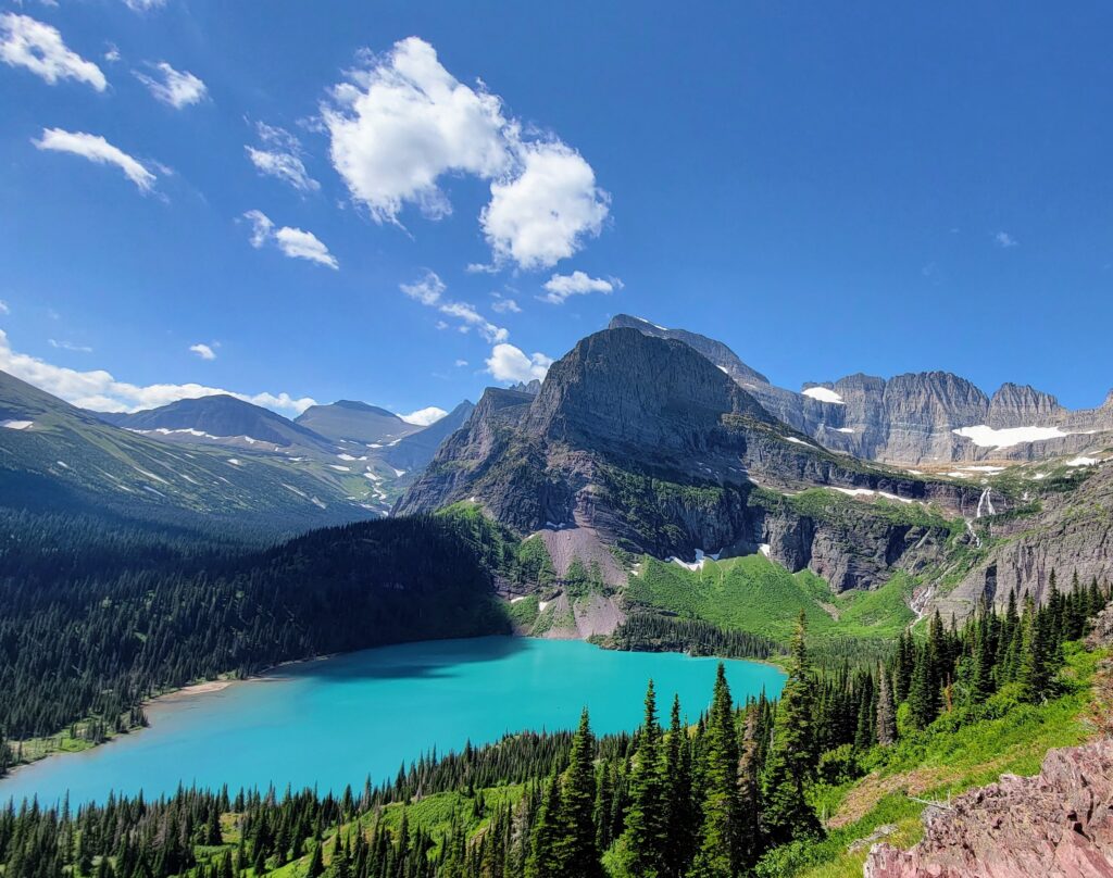 Grinnel Lake view from Grinnel Glacier Trail